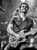 Dweezil Zappa