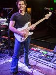 Dweezil Zappa