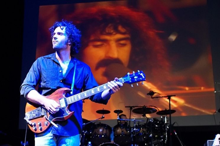 Dweezil Zappa