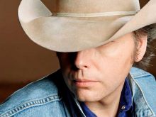 Dwight Yoakam