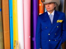 Dwight Yoakam