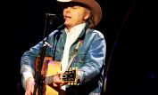 Dwight Yoakam