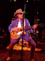 Dwight Yoakam