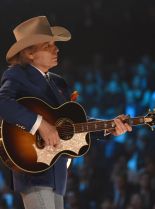 Dwight Yoakam