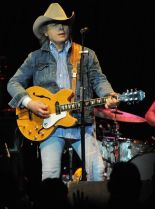 Dwight Yoakam