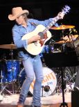 Dwight Yoakam