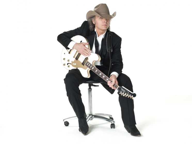 Dwight Yoakam