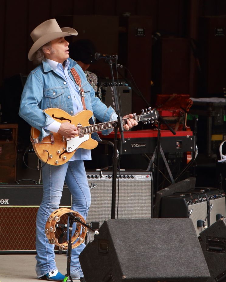 Dwight Yoakam