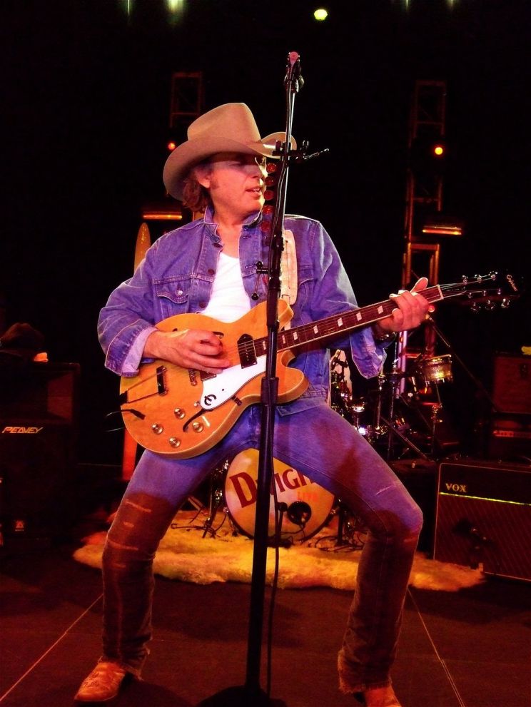 Dwight Yoakam