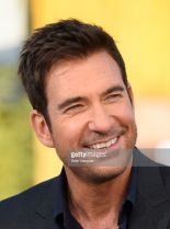 Dylan McDermott photo