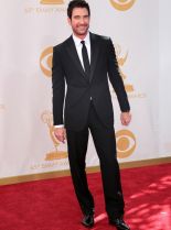 Dylan McDermott photo