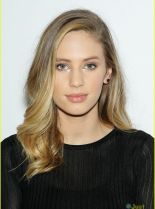 Dylan Penn #251714 picture (Portrait Medium)