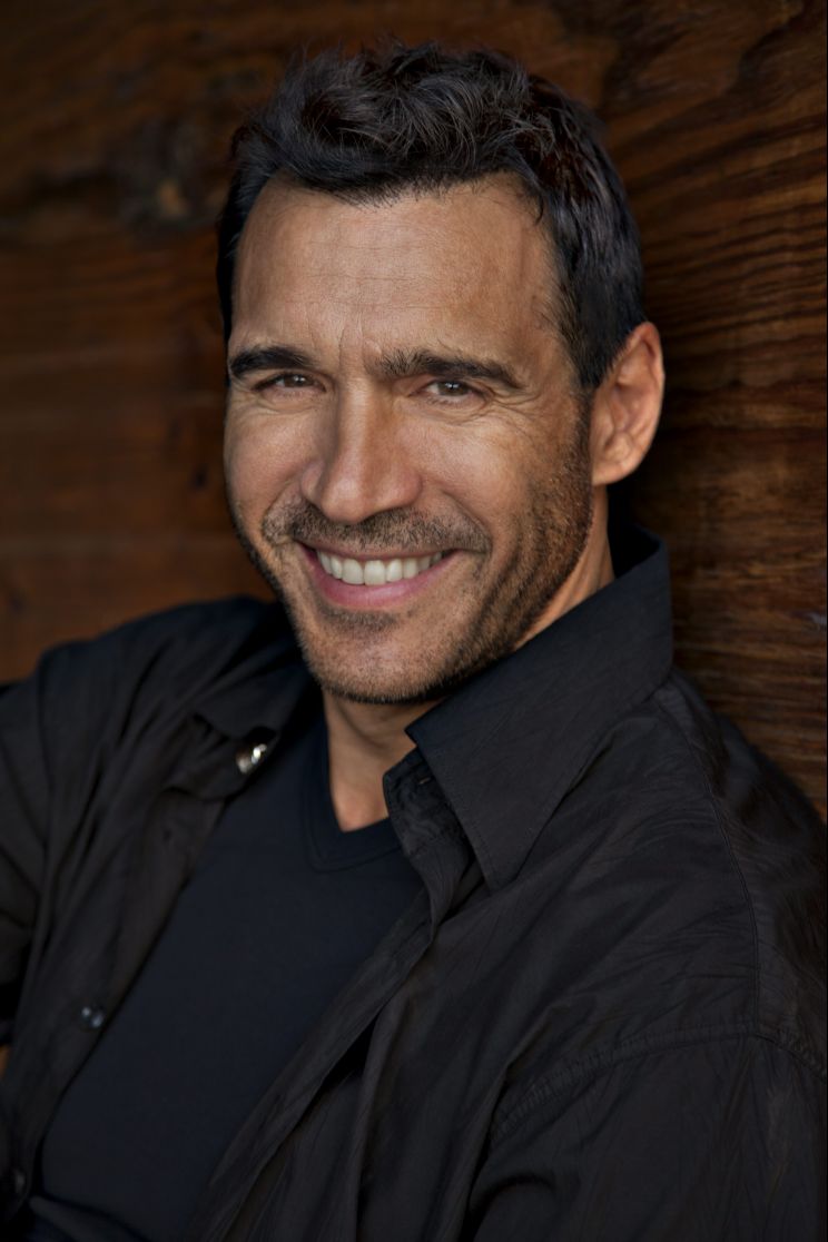 E.J. De la Pena