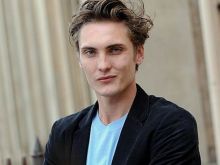 Eamon Farren