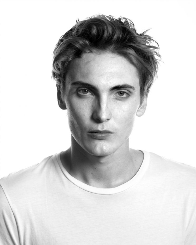 Eamon Farren