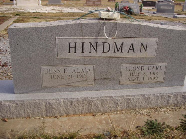 Earl Hindman