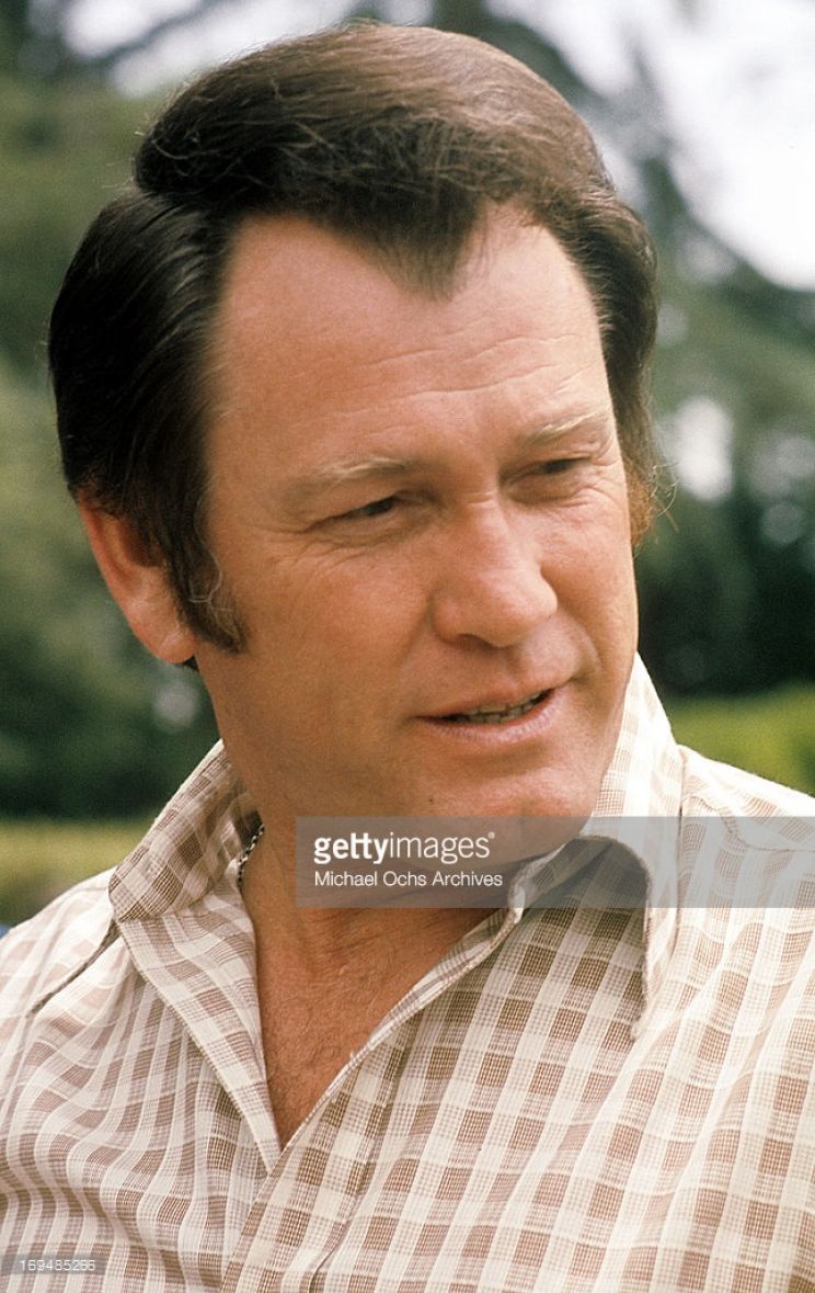 Earl Holliman