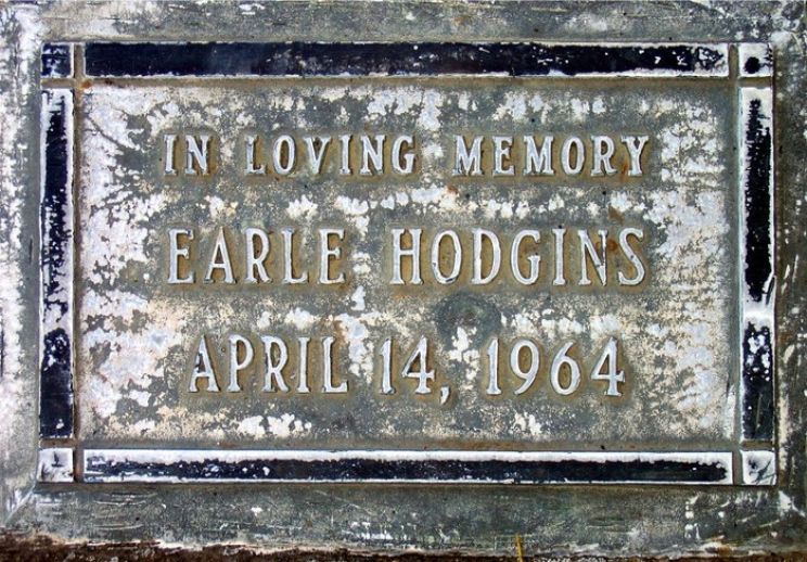 Earle Hodgins