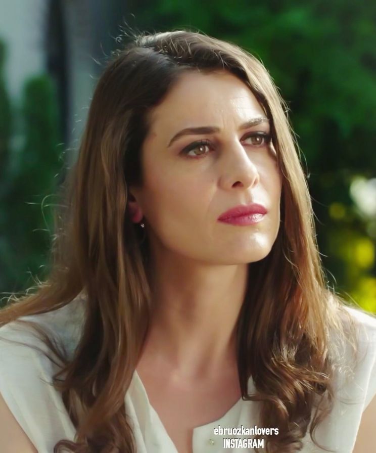 Ebru Özkan