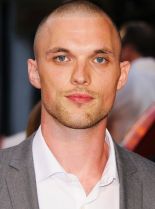 Ed Skrein #7930 picture (Portrait Medium)
