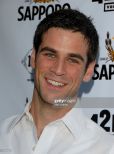 Eddie Cahill