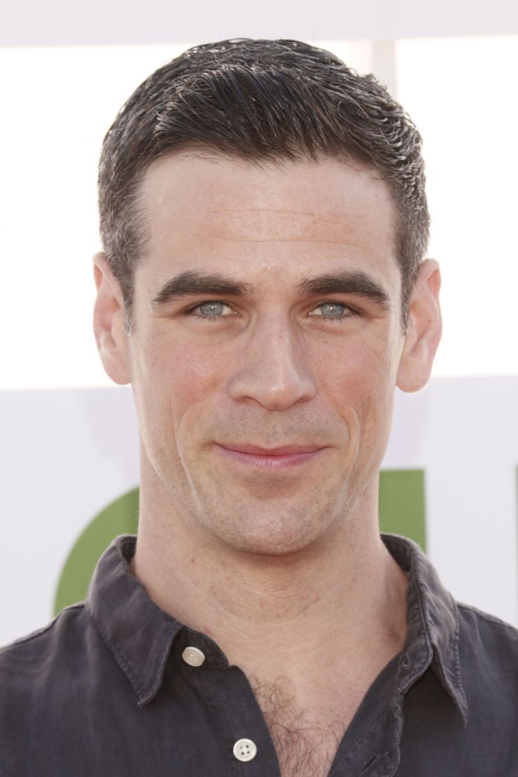 Eddie Cahill