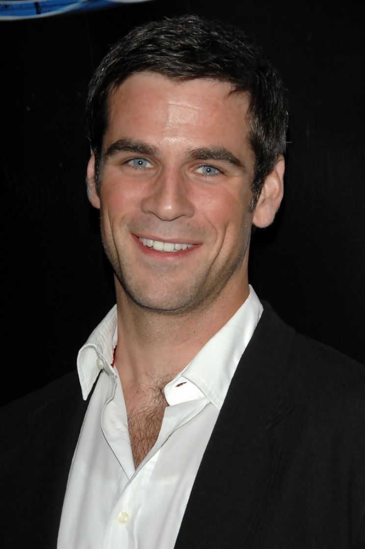 Eddie Cahill