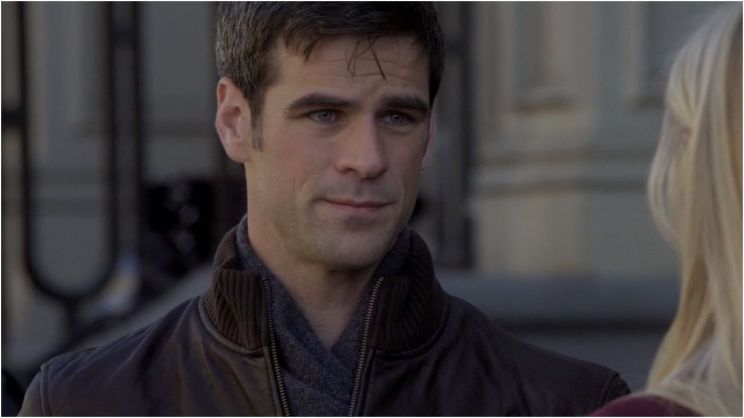 Eddie Cahill