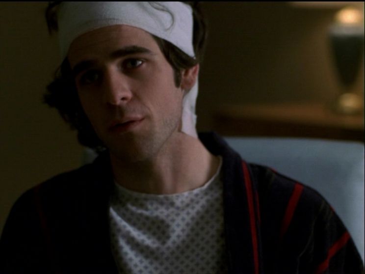 Eddie Cahill