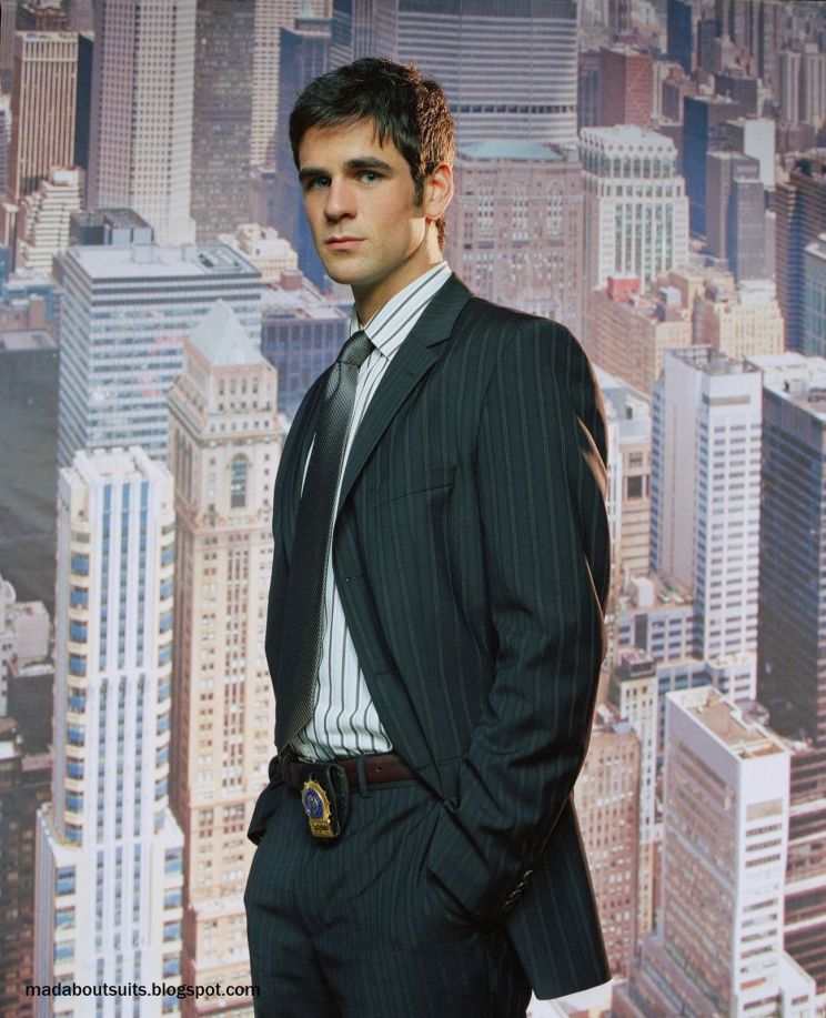 Eddie Cahill