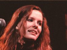 Edie Brickell