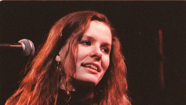 Edie Brickell