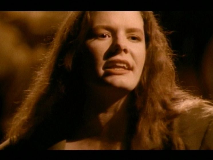 Edie Brickell