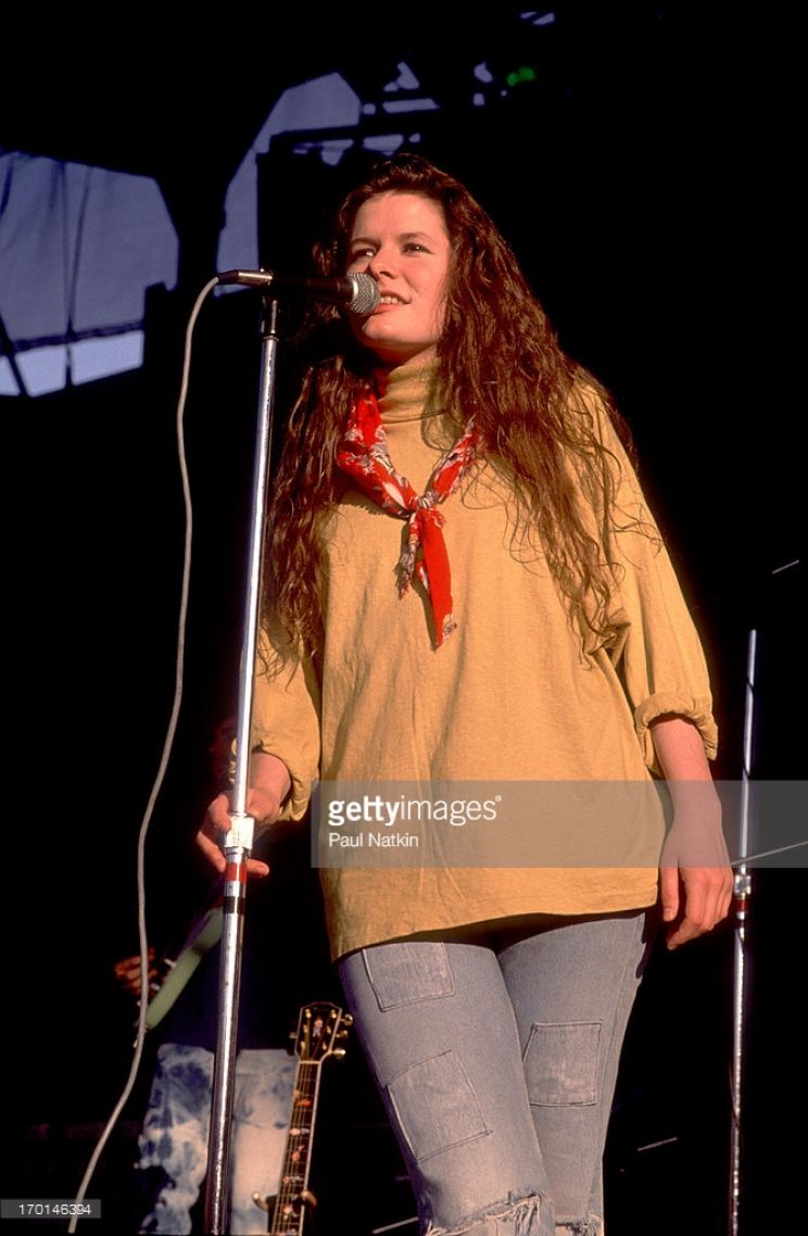 Edie Brickell