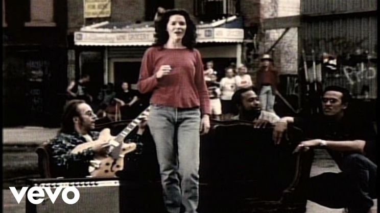 Edie Brickell