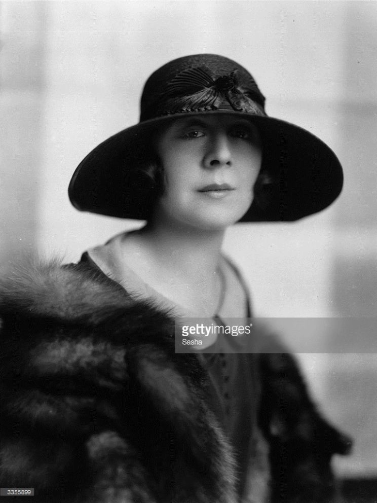 Edith Evans