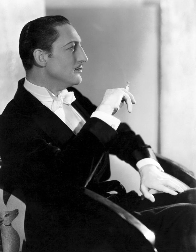 Edmund Lowe