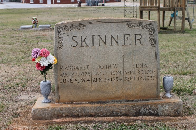 Edna Skinner