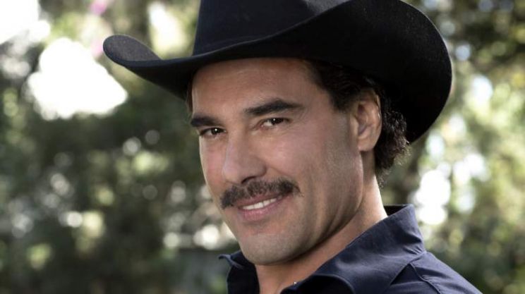 Eduardo Yáñez