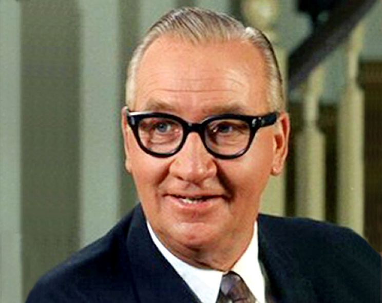 Edward Andrews