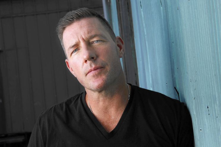 Edward Burns