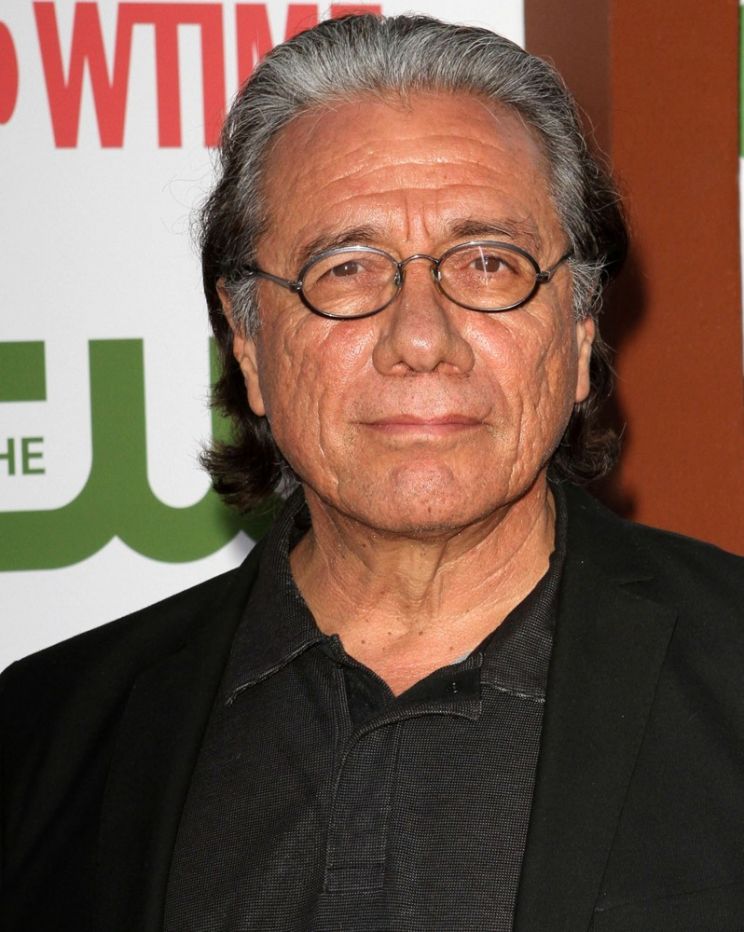 Edward James Olmos