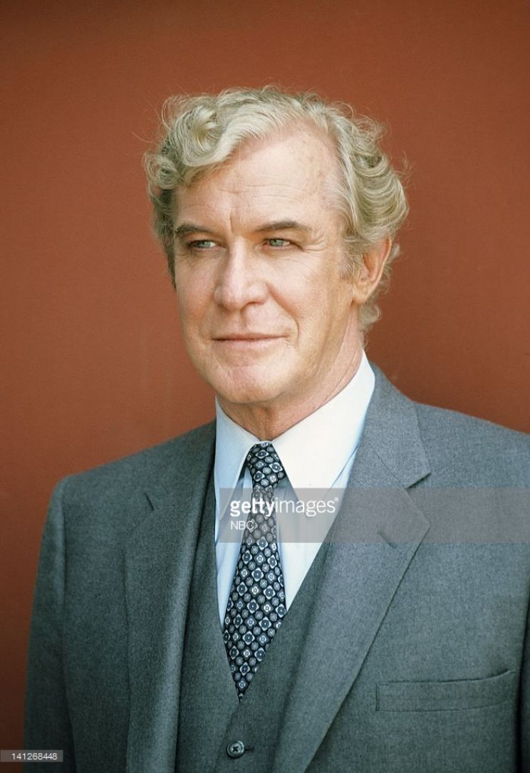 Edward Mulhare