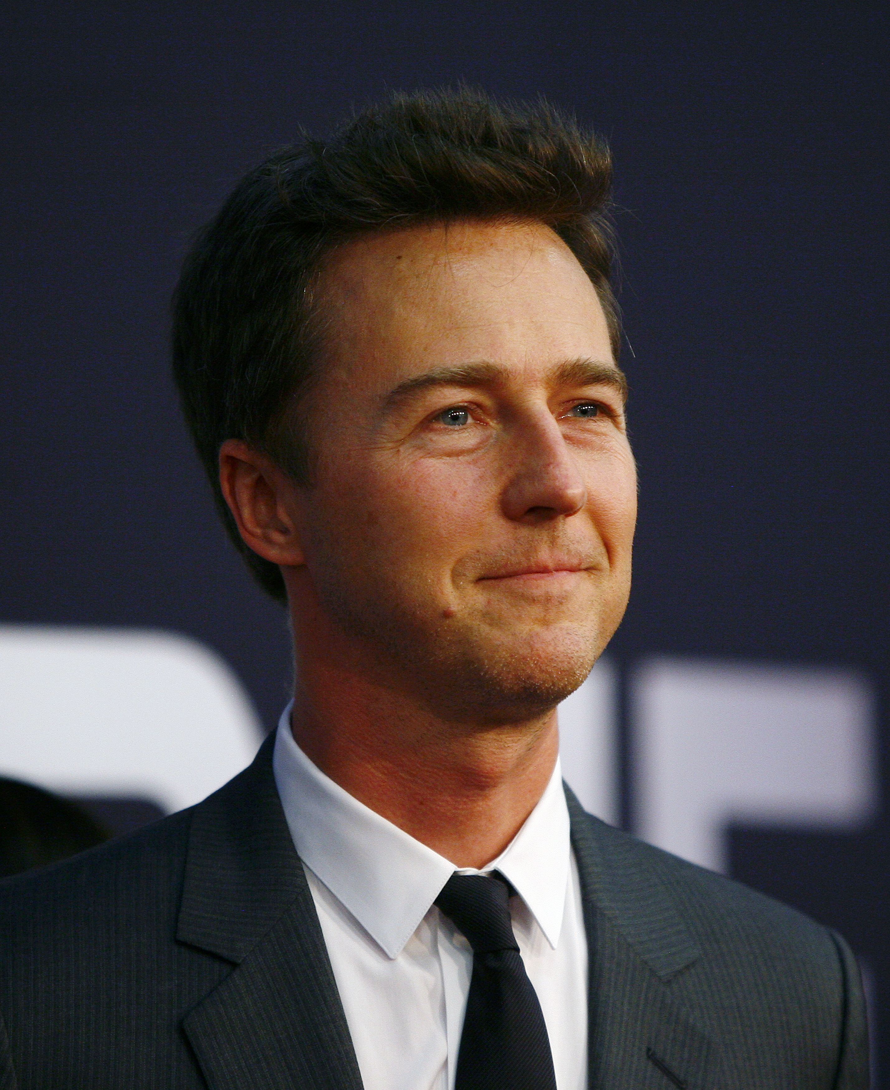 Pictures of Edward Norton