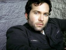 Eion Bailey