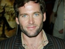 Eion Bailey