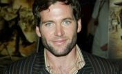 Eion Bailey