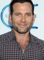 Eion Bailey