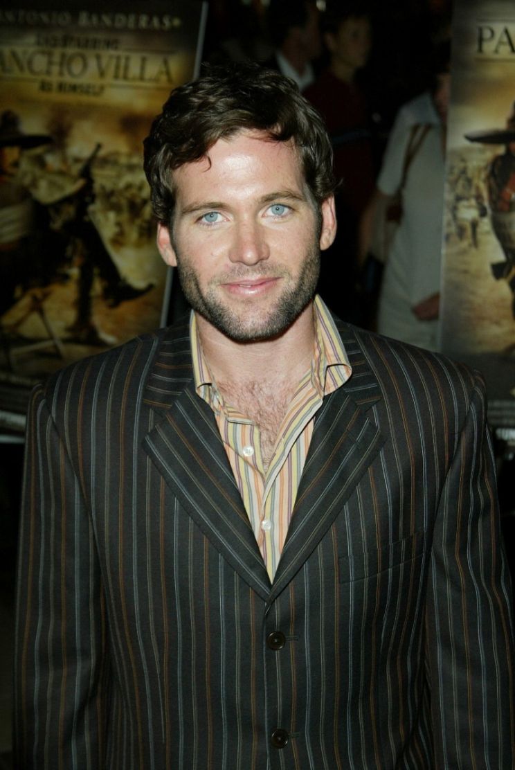 Eion Bailey