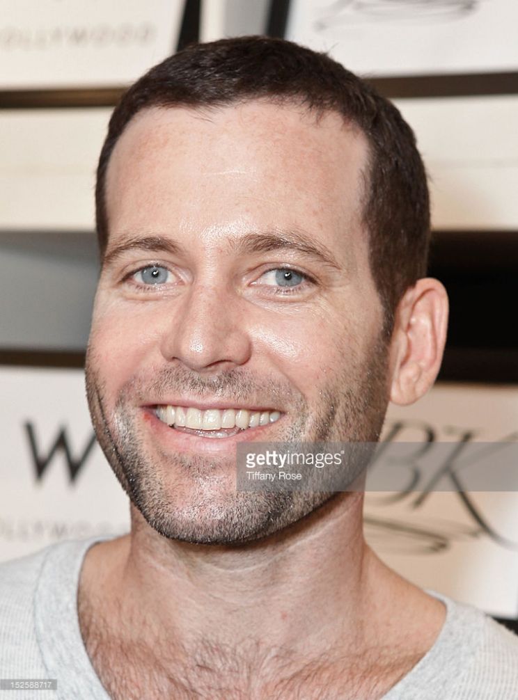 Eion Bailey